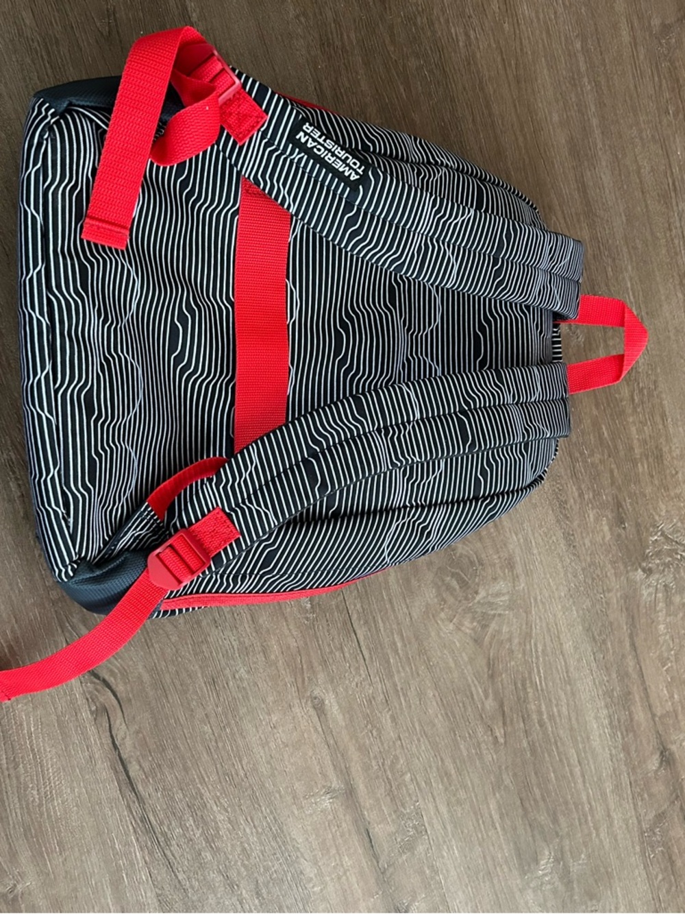 American Tourister/Disney NWOT Black & Red Striped Backpack - Picture 2 of 5